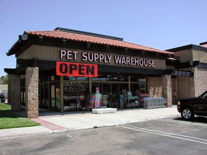 Pet boarding service Pet Supply Warehouse Anaheim